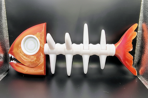 Fish Bone Key Holder - Red Fins